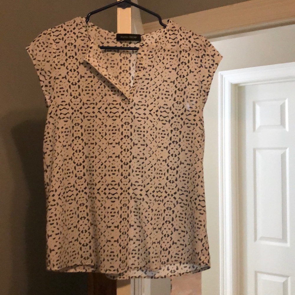 Black and white printed top